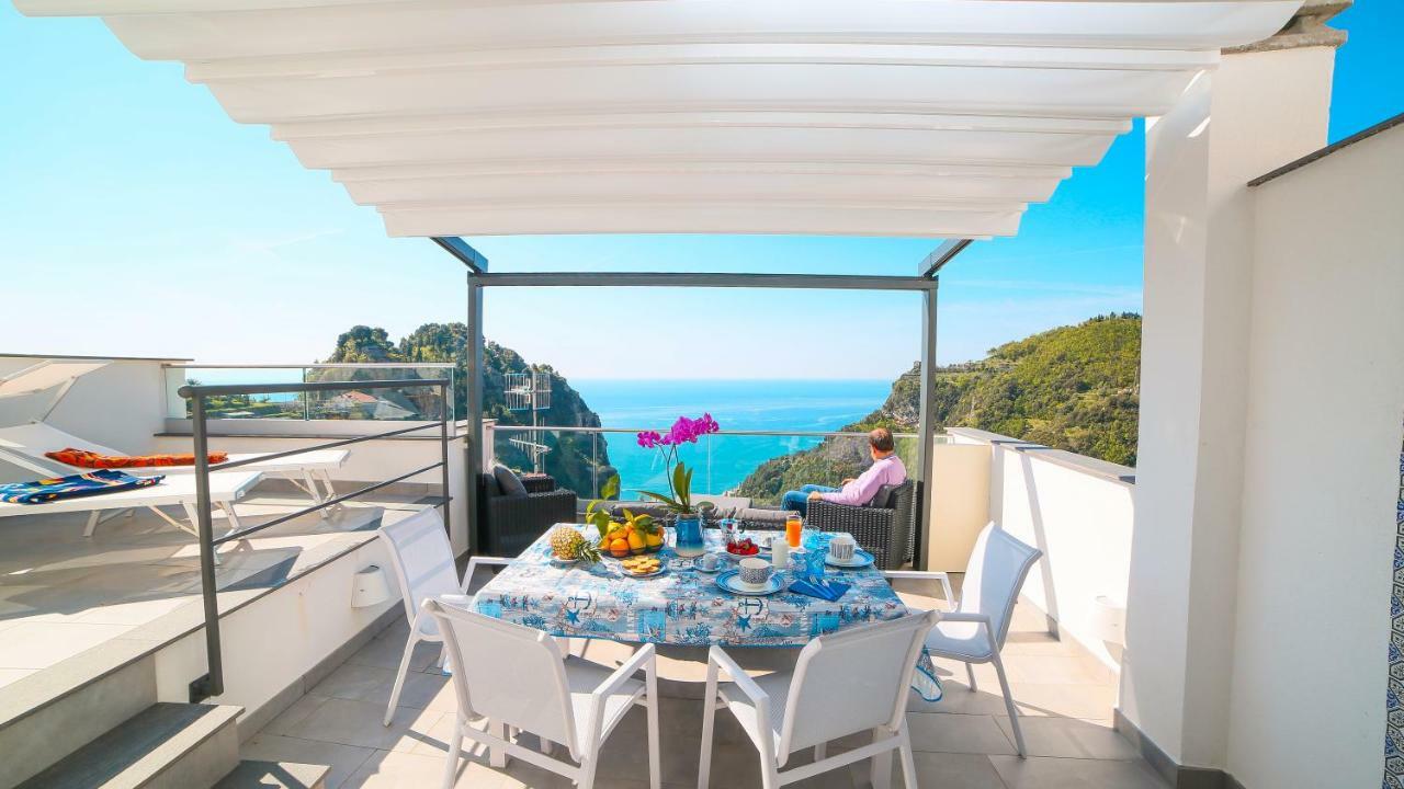 Admiring Amalfi Scala Exterior foto