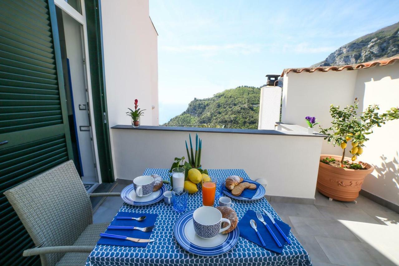 Admiring Amalfi Scala Exterior foto