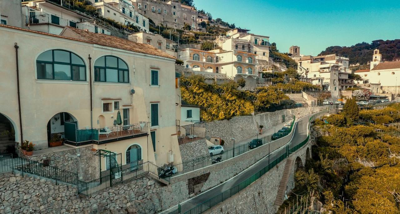 Admiring Amalfi Scala Exterior foto